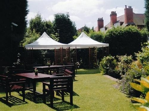 The Tudor Court Hotel Solihull Buitenkant foto